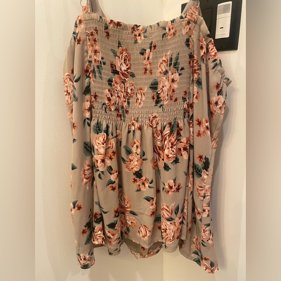 NWOT Torrid Taupe Floral Georgette Fit n Flare Button Cami - Picture 4 of 9